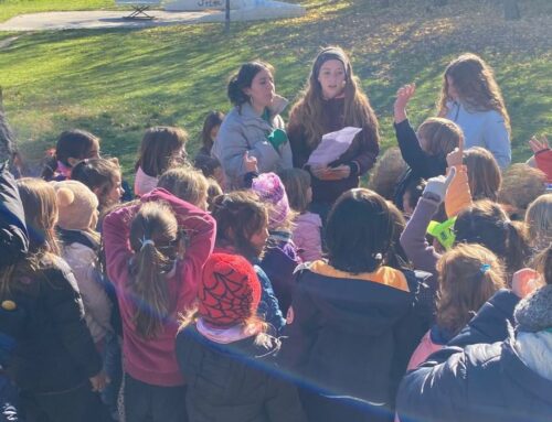 El fred no atura el Sector Ripollès, Osona i Moianès en la celebració del Dia Universal dels Drets dels Infants.