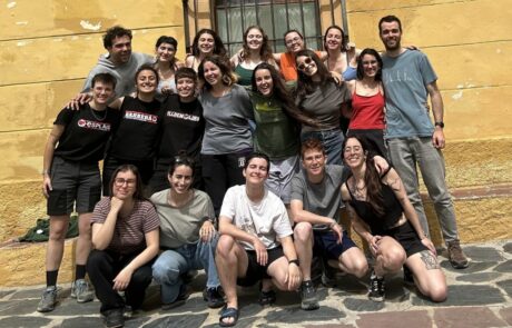 Fotografia de la secretaria tècnica i les dirigents d'Esplac